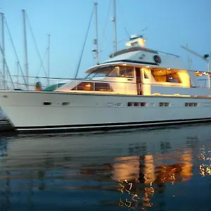 Super Yacht Temptation With A Hot Tub Jacuzzi On The South Coast Uk Botel Portsmouth